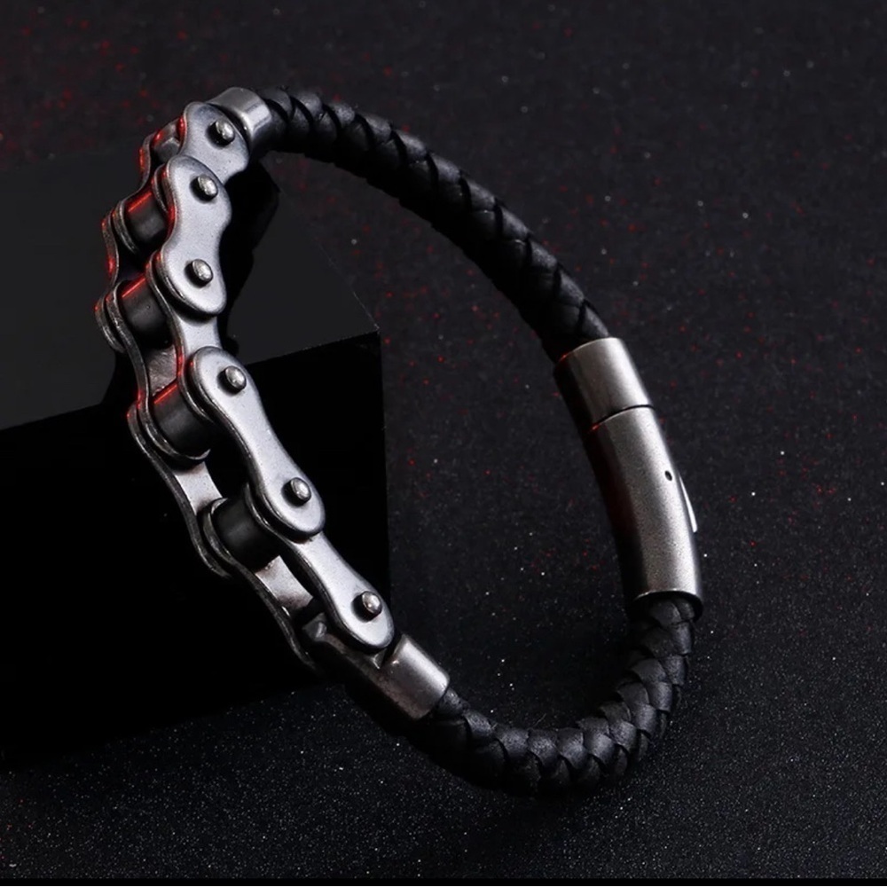 Men’s Black Gun Metal Bike Chain & Handwoven Learher Bracelet